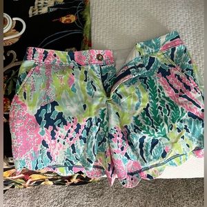 Lilly Pulitzer scalloped shorts